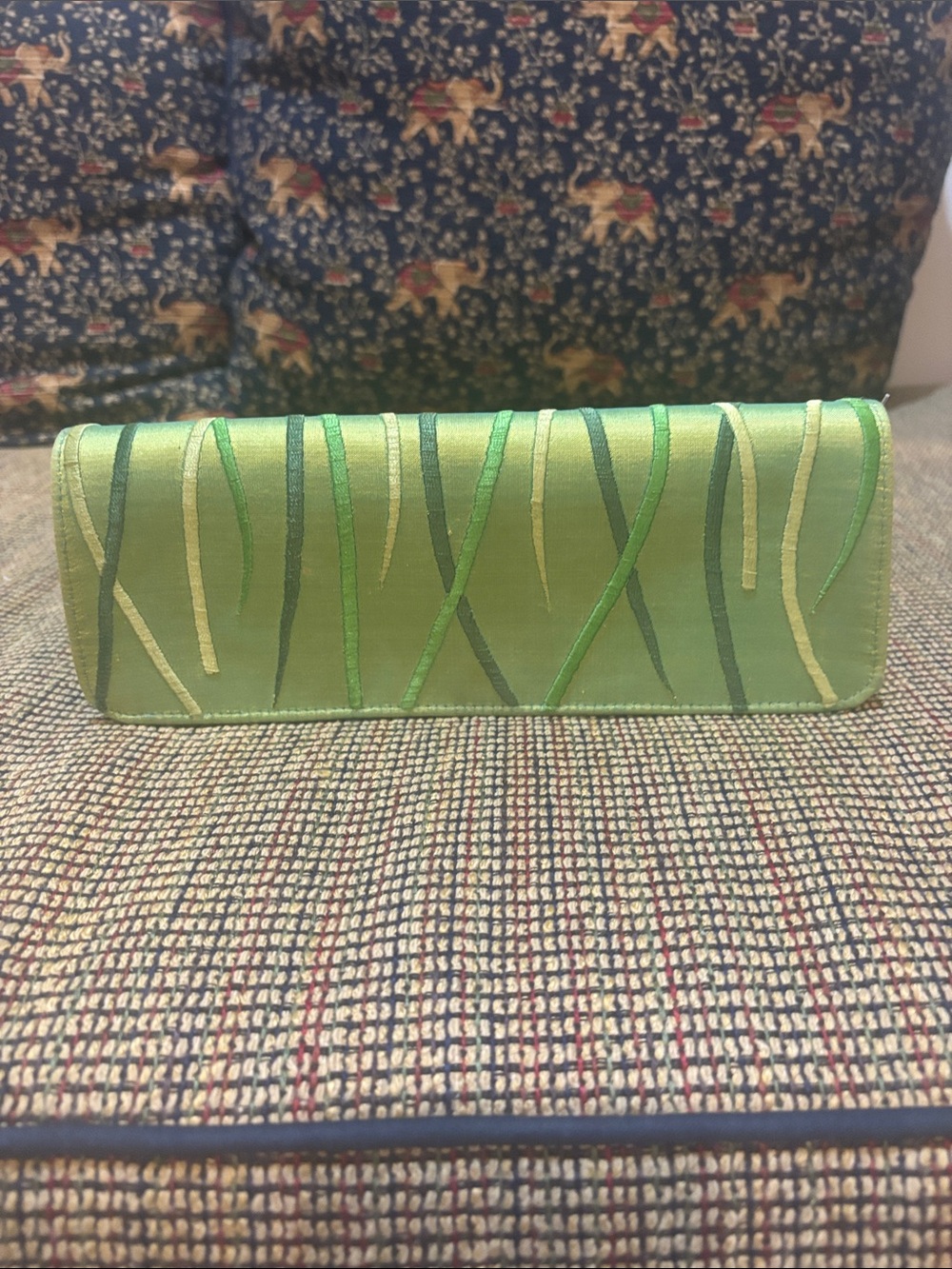 Vintage Shiraleah Green Silk Fold Over Clutch Handbag Abstract Bamboo Leaf